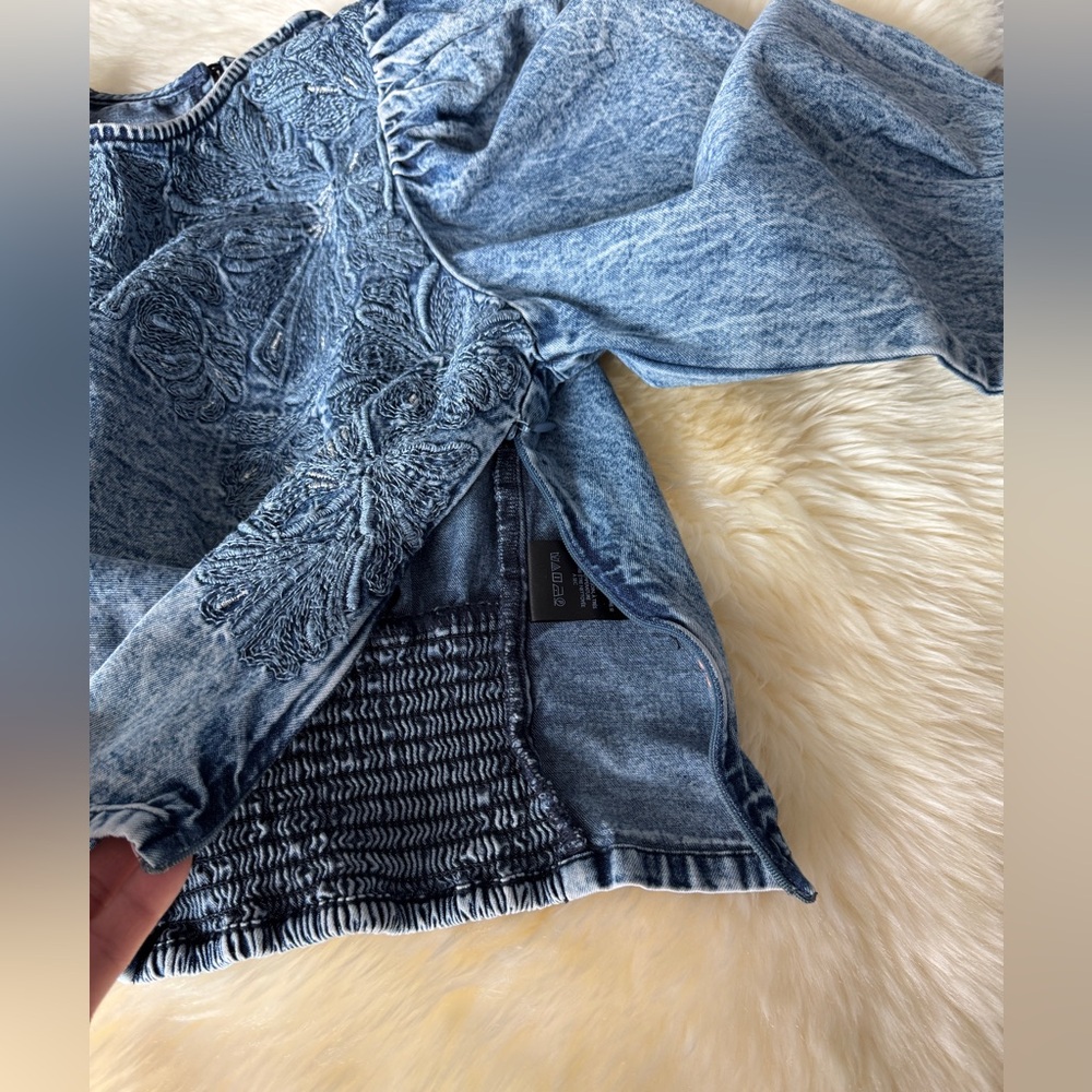 Pilcro Blue Embroidered Puff-Sleeve Denim Crop Top - Picture 11 of 16